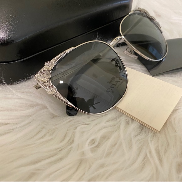 New coach 56mm cat eye sunglasses - Picture 11 of 14